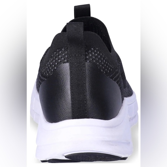 Athletic Works Men’s Knit Slip-On Sneakers - Picture 6 of 6